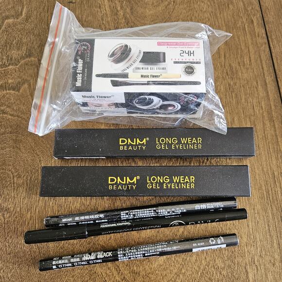 NEW Lot of 6 Eyeliners DNM Music Flower - Picture 1 of 5